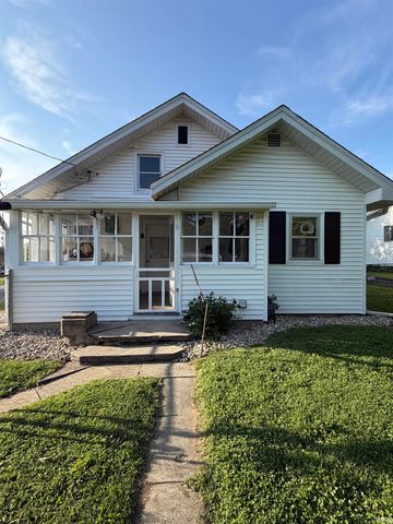 255 E Mechanic Street, Bloomfield, IN 47424