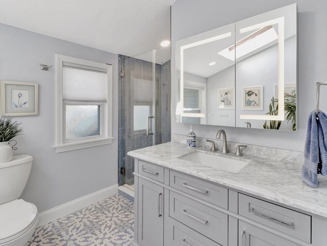 180 Cadish Avenue 4, Hull, MA 02045