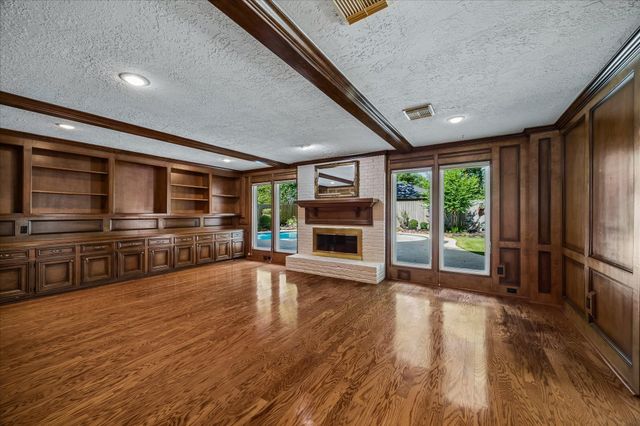 3407 Park Royal Drive, Kingwood, TX 77339