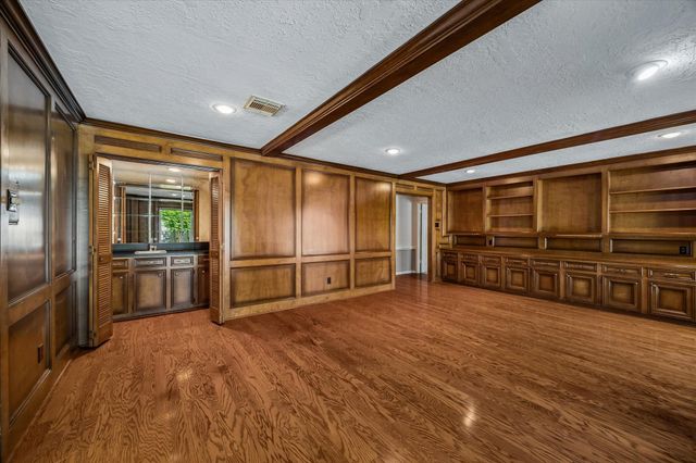 3407 Park Royal Drive, Kingwood, TX 77339