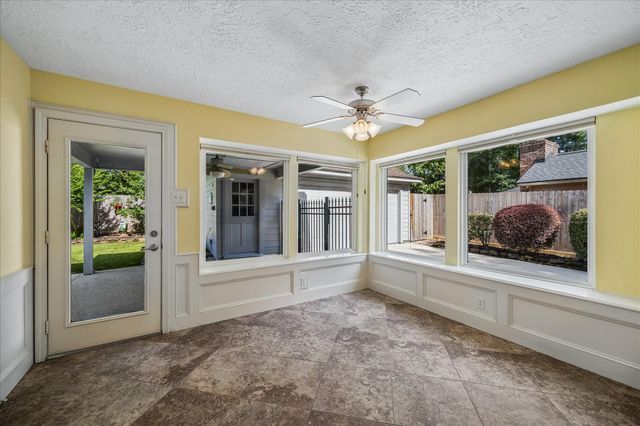 3407 Park Royal Drive, Kingwood, TX 77339
