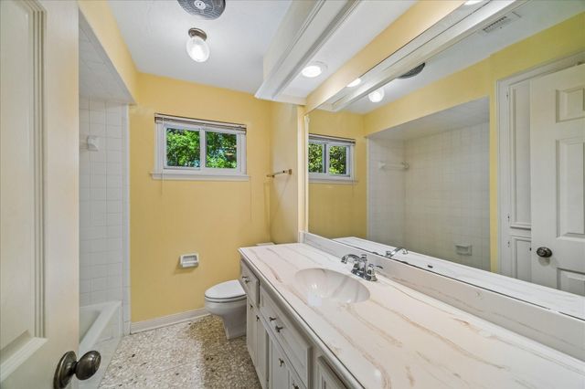 3407 Park Royal Drive, Kingwood, TX 77339