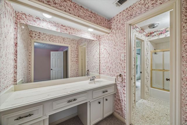 3407 Park Royal Drive, Kingwood, TX 77339