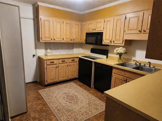 38 Willowick Court, Lithonia, GA 30038