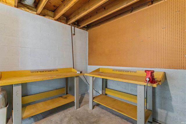 3309 Tally Ho Drive, Kokomo, IN 46902