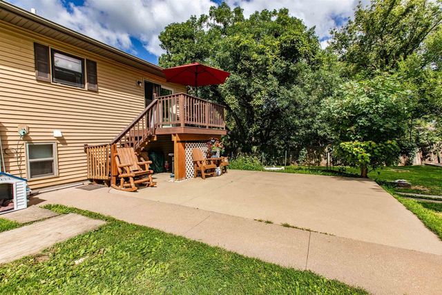 100 Jentz Drive, Potosi, WI 53820