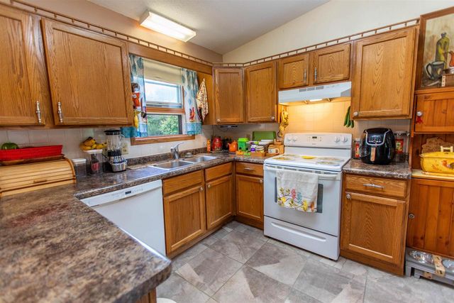 100 Jentz Drive, Potosi, WI 53820