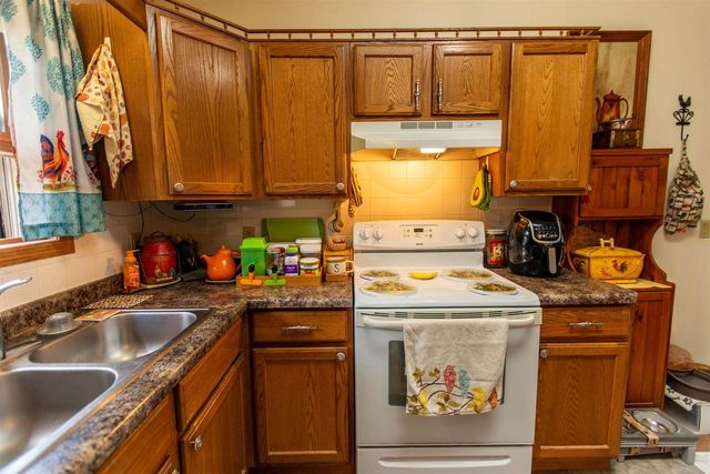 100 Jentz Drive, Potosi, WI 53820