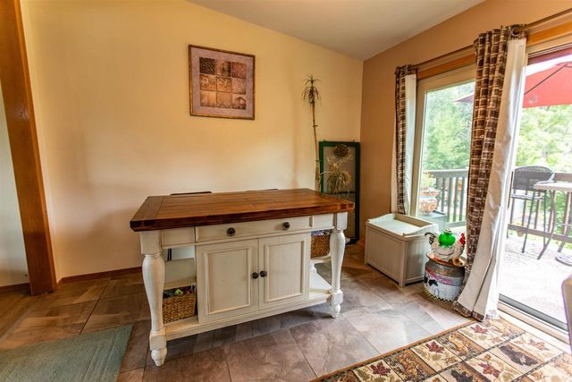 100 Jentz Drive, Potosi, WI 53820