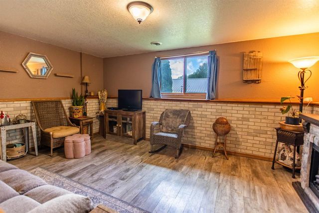 100 Jentz Drive, Potosi, WI 53820