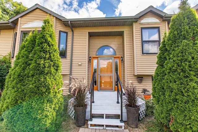 100 Jentz Drive, Potosi, WI 53820