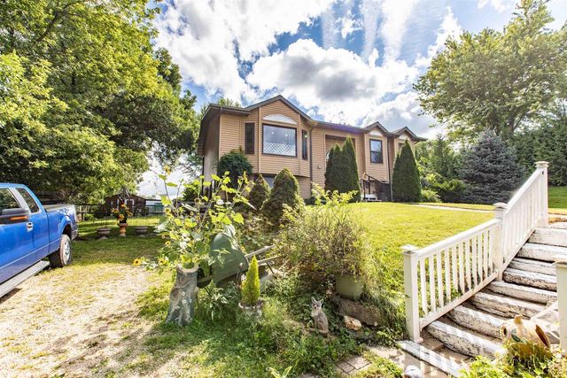 100 Jentz Drive, Potosi, WI 53820