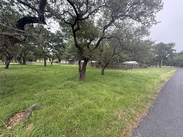 300 Bello CIR, Georgetown, TX 78628