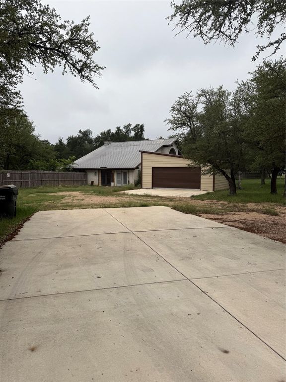 300 Bello CIR, Georgetown, TX 78628