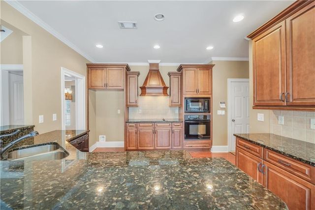 108 Caraway Road, Locust Grove, GA 30248