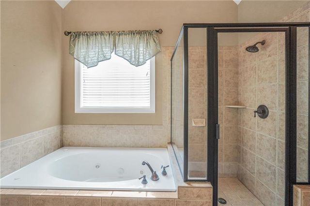 108 Caraway Road, Locust Grove, GA 30248