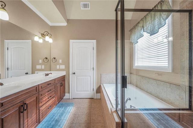 108 Caraway Road, Locust Grove, GA 30248