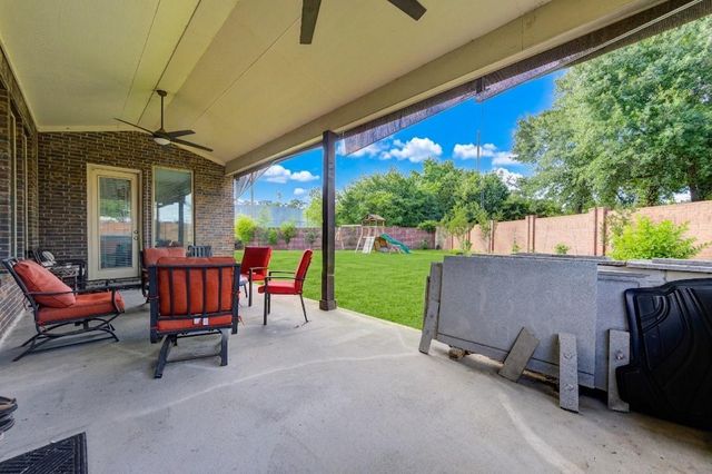 22822 Alderdale Lane, Tomball, TX 77375