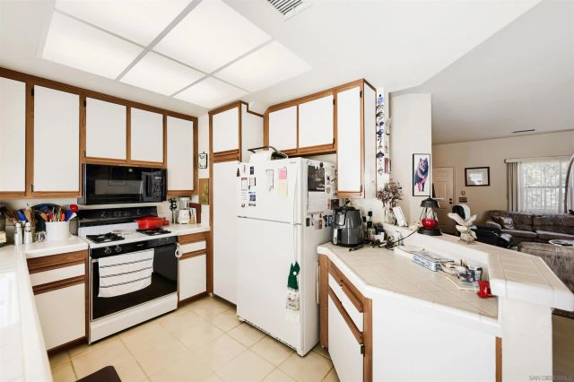 10070 Scripps Vista Way 17, San Diego, CA 92131