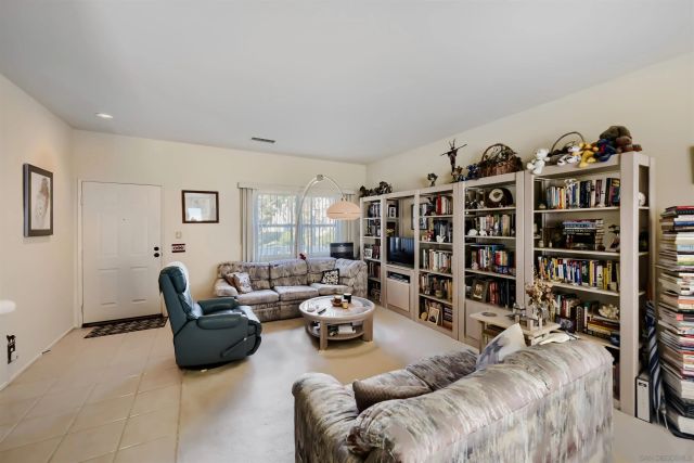 10070 Scripps Vista Way 17, San Diego, CA 92131