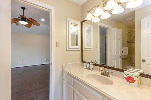 3902 Misty Morn Lane, Sugar Land, TX 77479