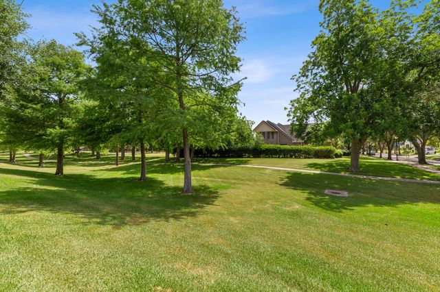 3902 Misty Morn Lane, Sugar Land, TX 77479