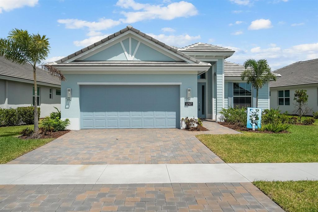 12507 SW Sunrise Lake Terrace, Port St. Lucie, FL 34987