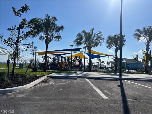 1908 SE 43rd ST 208, Cape Coral, FL 33904