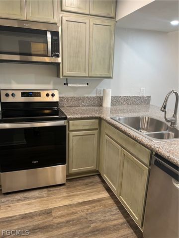 1908 SE 43rd ST 208, Cape Coral, FL 33904