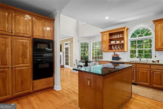 82 Old Mountain Place, Powder Springs, GA 30127