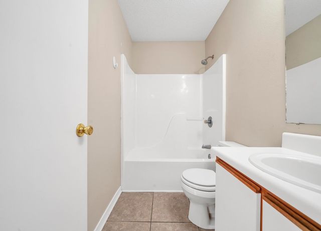 1022 Rockport Drive, Fort Walton Beach, FL 32547