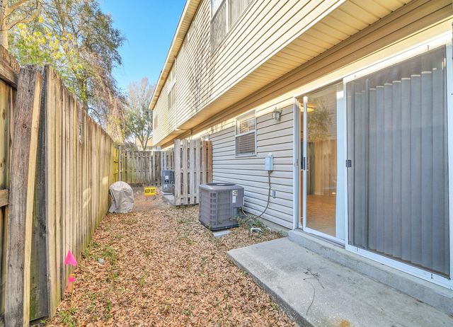 1022 Rockport Drive, Fort Walton Beach, FL 32547