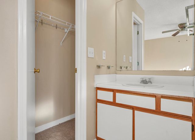 1022 Rockport Drive, Fort Walton Beach, FL 32547