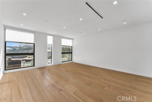 11341 Pearl St, Los Angeles, CA 90064