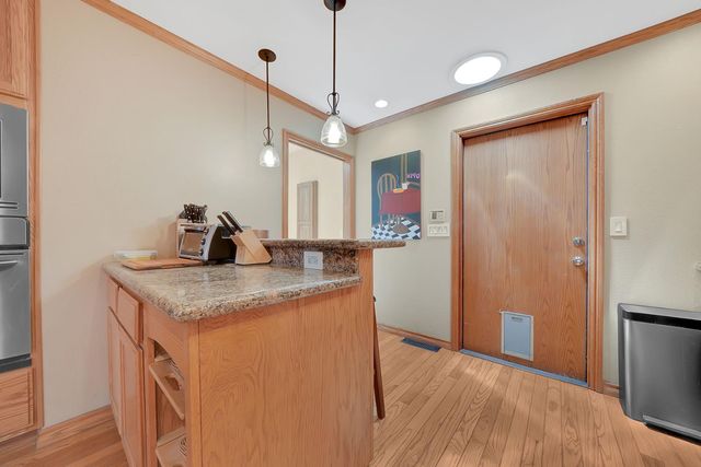 800 Cheney Ct, Lodi, CA 95242