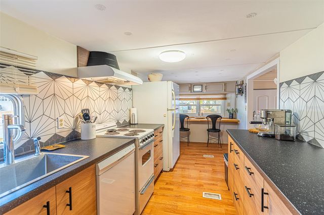 77 SILVERSIDES STREET, Lake Wales, FL 33898