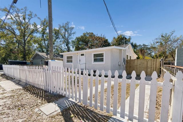 9412 N BROOKS STREET, Tampa, FL 33612