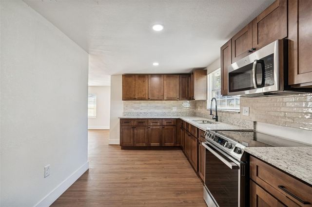 9412 N BROOKS STREET, Tampa, FL 33612