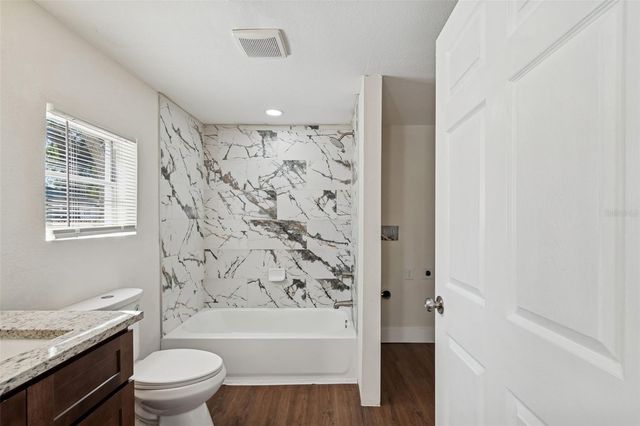 9412 N BROOKS STREET, Tampa, FL 33612