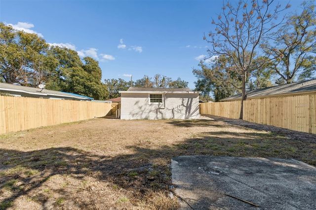 9412 N BROOKS STREET, Tampa, FL 33612