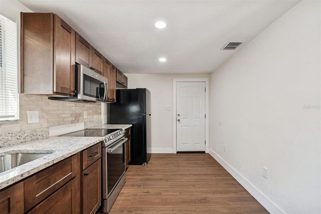 9412 N BROOKS STREET, Tampa, FL 33612