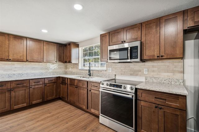 9412 N BROOKS STREET, Tampa, FL 33612