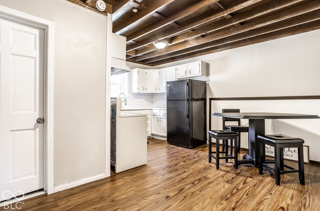 1438 S Meridian Street B, Indianapolis, IN 46225