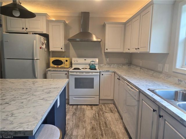 3431 US Highway 311, Madison, NC 27025