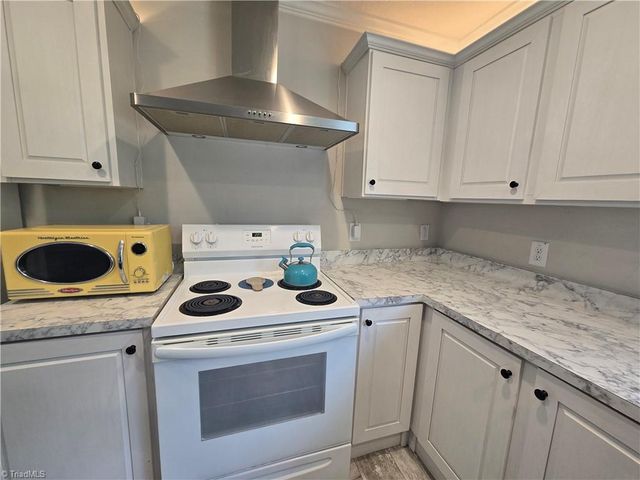 3431 US Highway 311, Madison, NC 27025