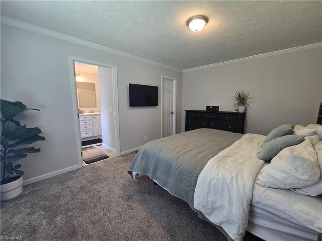 3431 US Highway 311, Madison, NC 27025