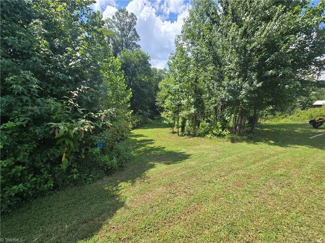 3431 US Highway 311, Madison, NC 27025