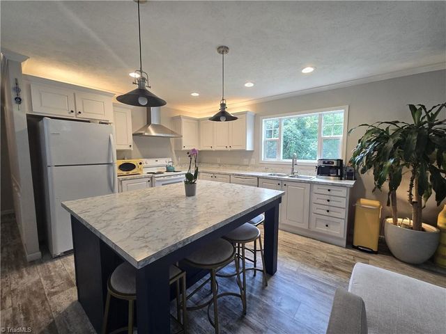 3431 US Highway 311, Madison, NC 27025