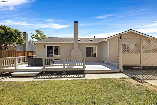 34104 Cromwell Pl, Fremont, CA 94555