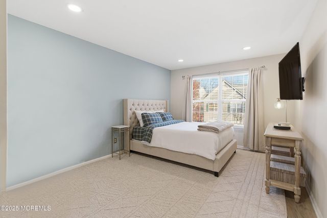 113 Persimmon Lane, Holmdel, NJ 07733